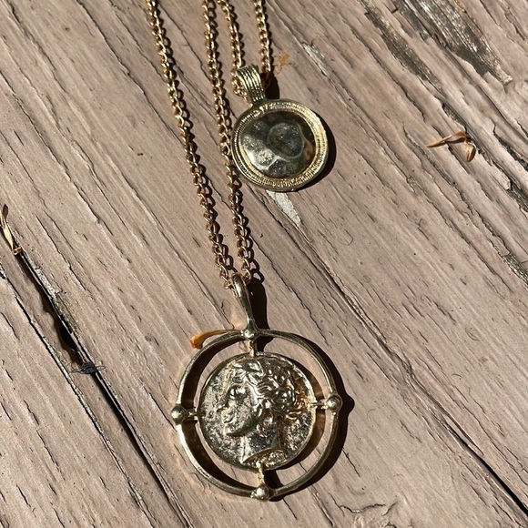 Gold Coin Face Layered Gold Fashion Necklace - Picture 12 of 12